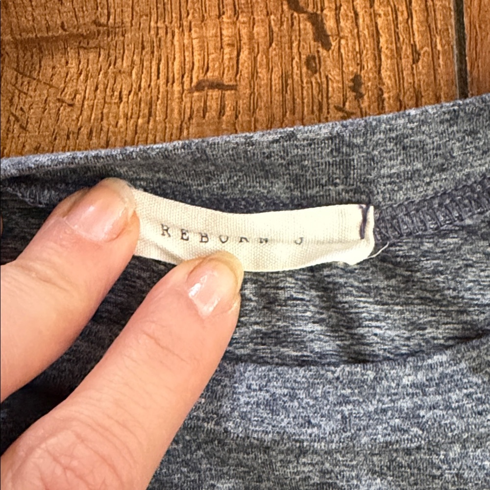 Reborn J Heather Gray Midi Dress - Picture 4 of 4
